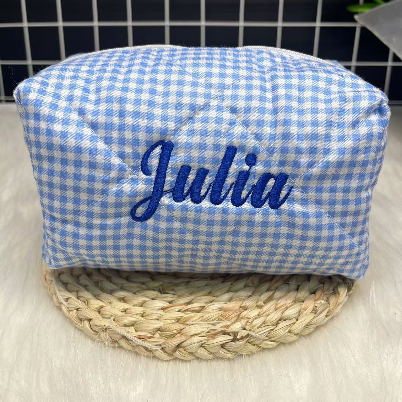 Embroidery Names - Полосатая косметичка большой емкости с индивидуальным