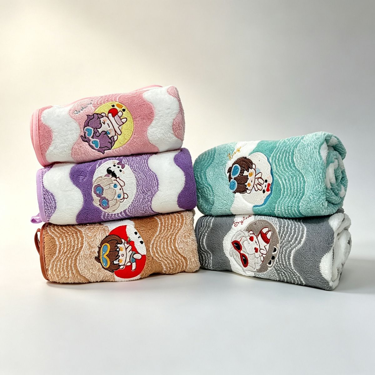 Полотенце для рук из кораллово – обзор и цена Embroidery Love