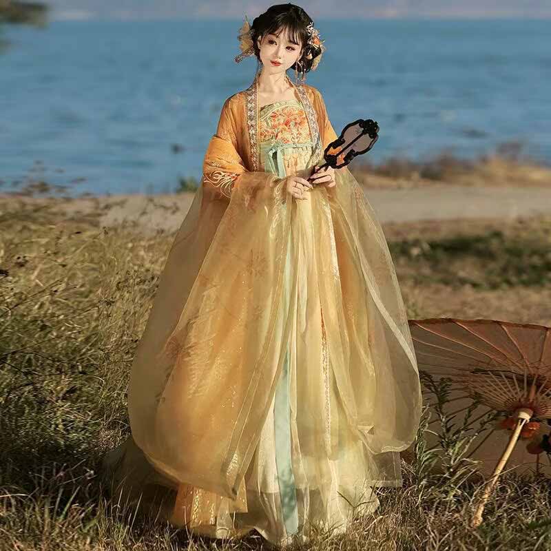 Женское традиционное китайское – обзор и цена Embroidery Yellow Dress