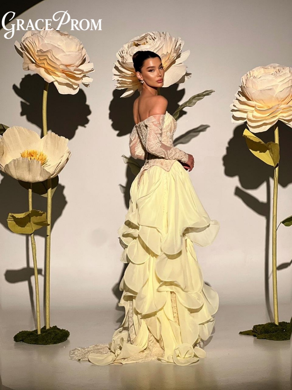 Изысканное вечернее платье-рус – обзор и цена Embroidery Yellow Dress